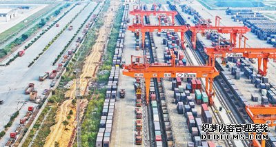 西部陆海新通道班列运输集装箱货物超20万标准箱